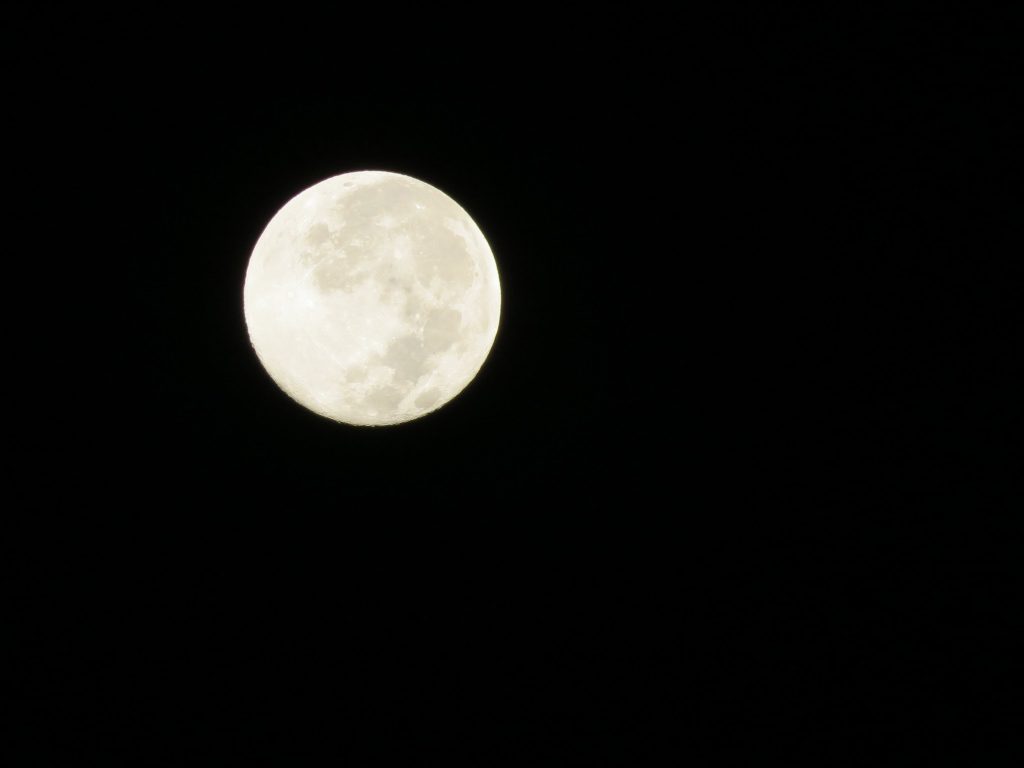 皐月の満月 夜空を見上げる習慣 お香のあるくらし Juttoku ブログ